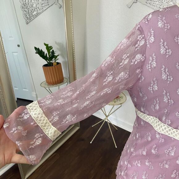 Notations Lilac Purple Whimsical Fairy Lace Crochet Babydoll 3/4 Sleeve Top S - Picture 6 of 7